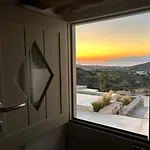 Aegean Breeze House 펜션 Páros